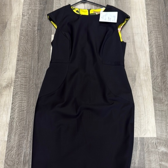 ❄️Ted Baker Black Sheath Dress Cap Sleeve Crew Neck - Picture 1 of 3
